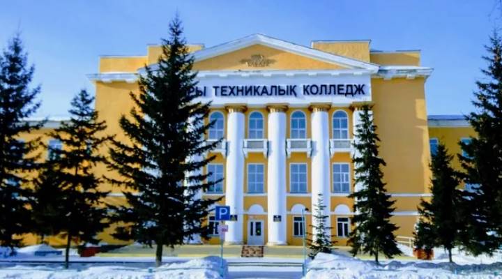 Высший технический колледж Картинка колледжа
